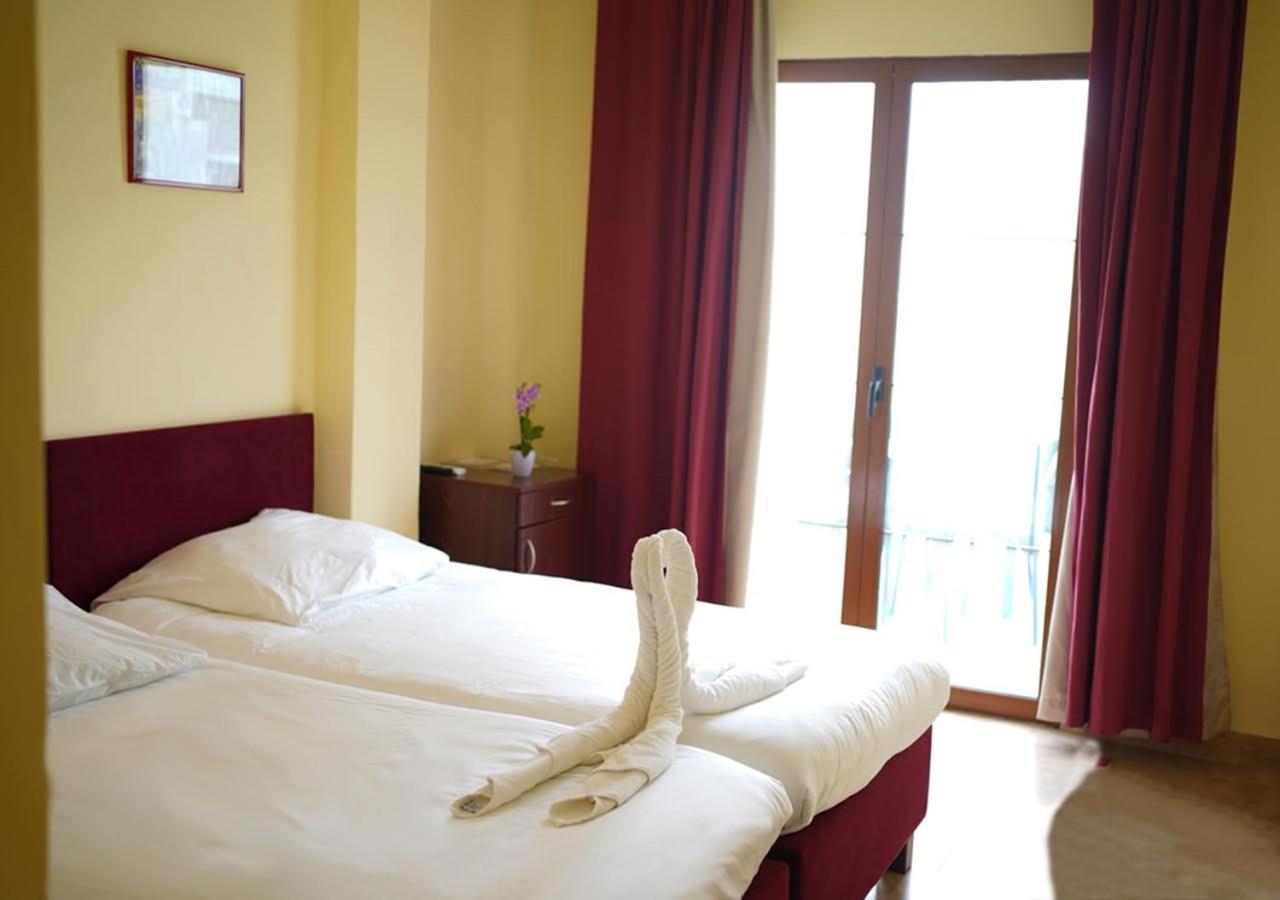 Das Hostal El Arenal  Eksteriør bilde