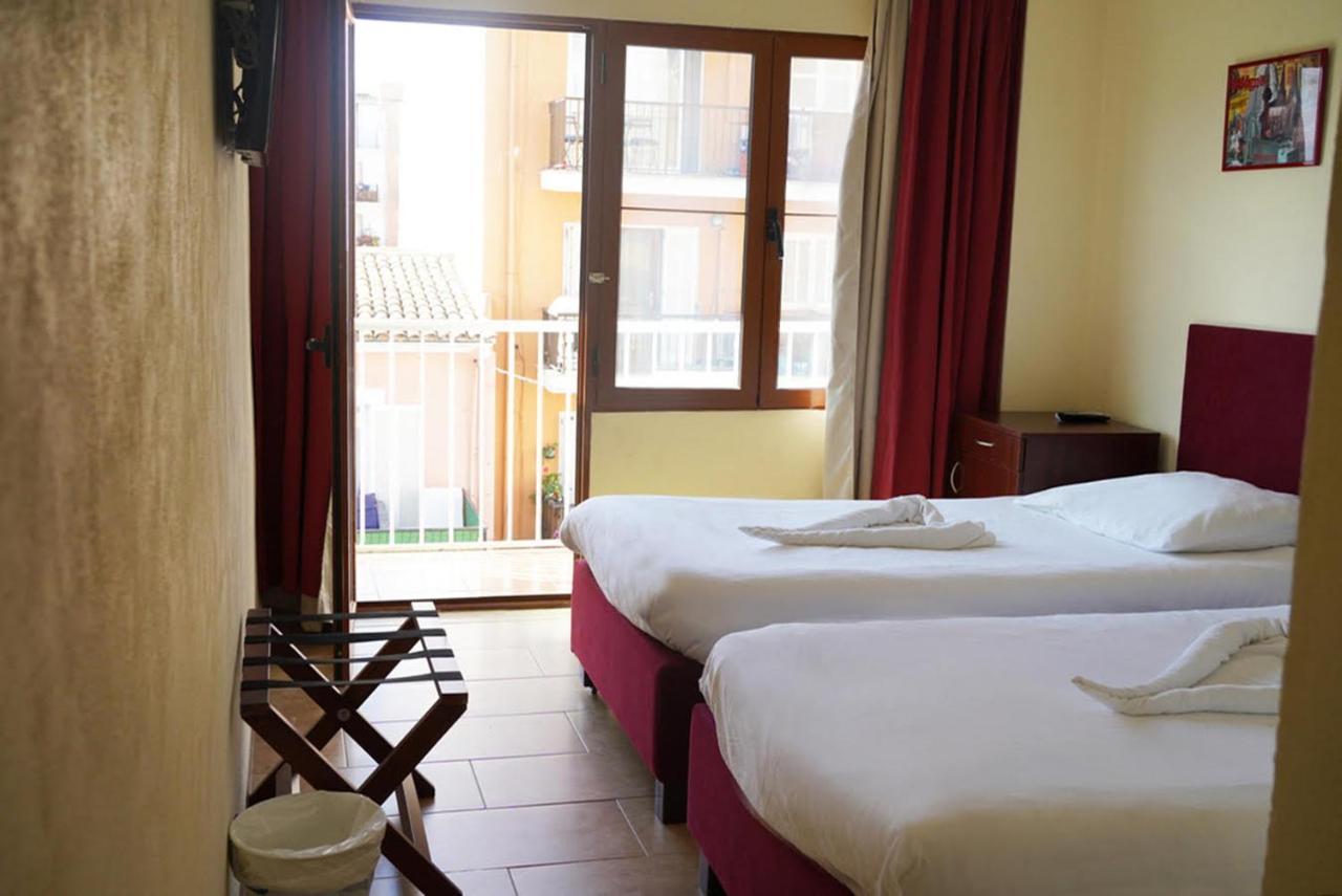 Das Hostal El Arenal  Eksteriør bilde